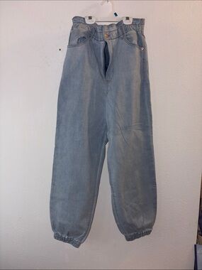 Express High-Rise Light Blue Washed Jeans